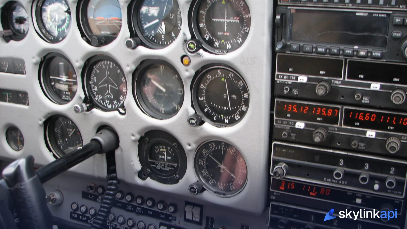 The instrument panel and radio stack of a Cessna 172